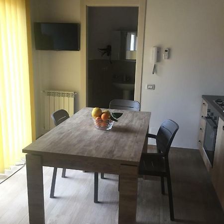 Casa Vacanze La Pergola@ Villa Terrasini Kültér fotó